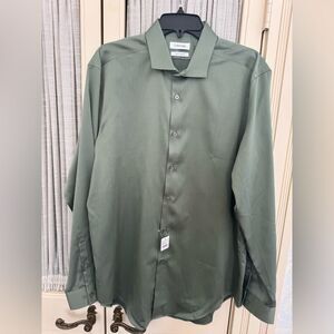 Calvin Klein slim fit non iron size 17/34/35